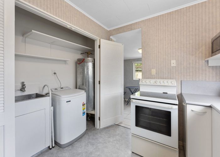  at 2/8 Cederholm Grove, Brown Owl, Upper Hutt