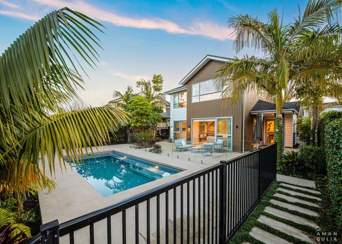  at 284E Schnapper Rock Road, Albany, North Shore City, Auckland