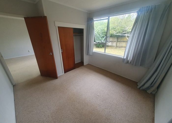  at 2/29 Mountian View Road, Morningside, Auckland City, Auckland