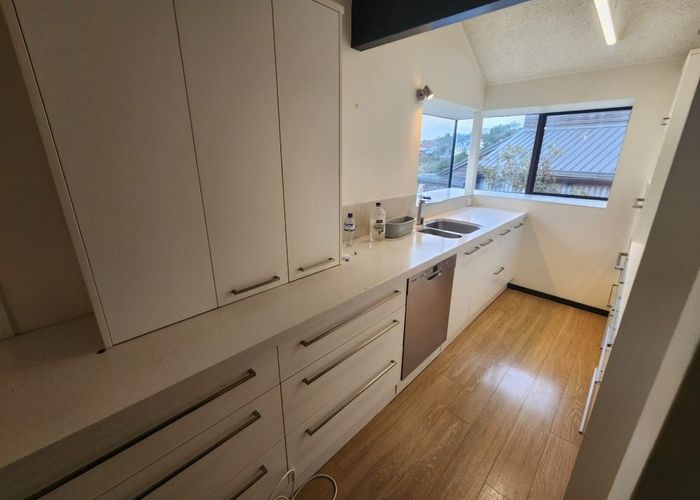  at 7 Nehru Place, Cashmere, Christchurch City, Canterbury