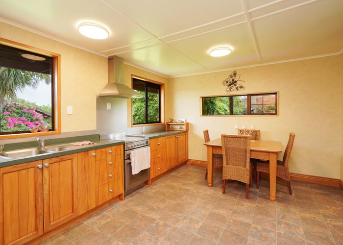  at 144 Avon Road, Clifton, Invercargill
