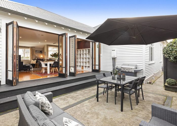  at 32 Taylors Avenue, Fendalton, Christchurch City, Canterbury
