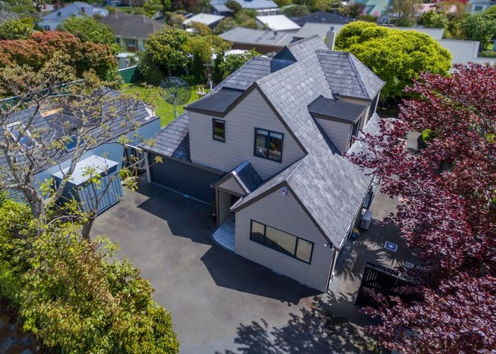 Free property data for 2/39 Penrose Street, Woburn, Lower Hutt homes