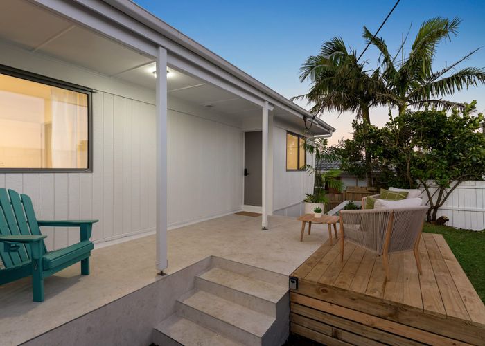  at 583 East Coast Road, Browns Bay, Auckland