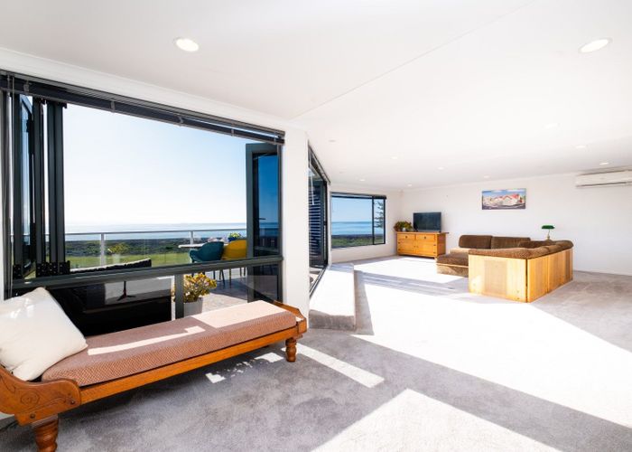  at 2 North Terrace, Westshore, Napier
