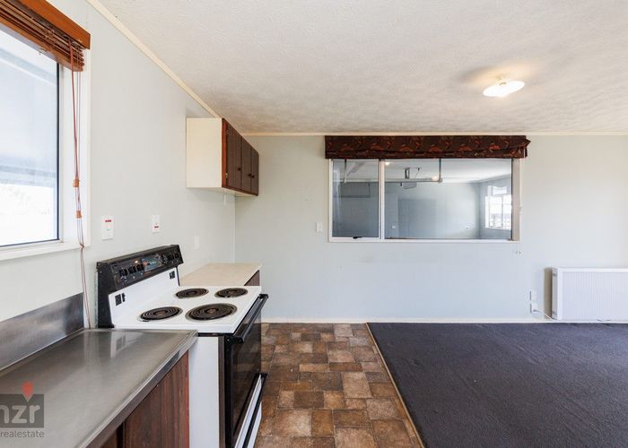  at 2/92 Lincoln Street, Ashhurst, Ashhurst