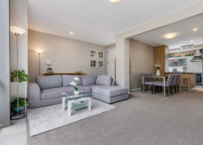  at 48 Kirikiri Lane, East Tamaki, Auckland