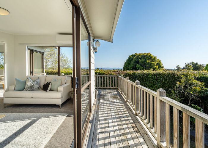  at 2/49 Merani Street, Belmont, Auckland
