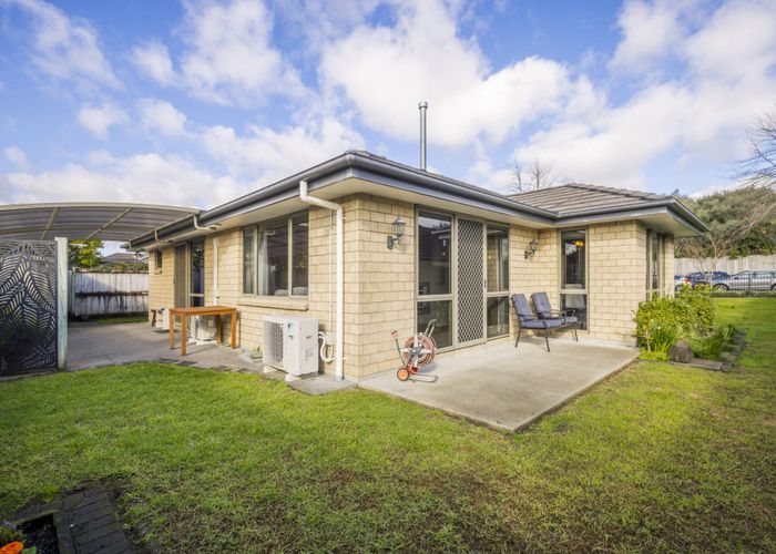  at 16 Silkwood Crescent, Karaka, Papakura