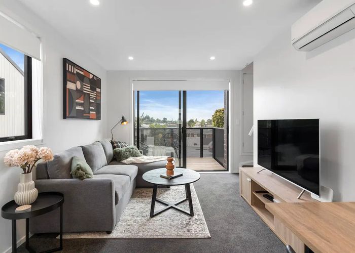  at 9/1 Fruitvale Road, New Lynn, Waitakere City, Auckland