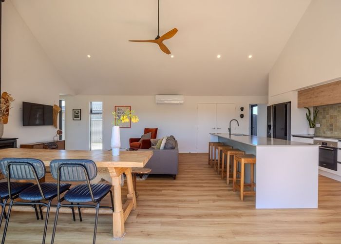  at 8 Longview Drive, Lake Hawea, Wanaka, Otago