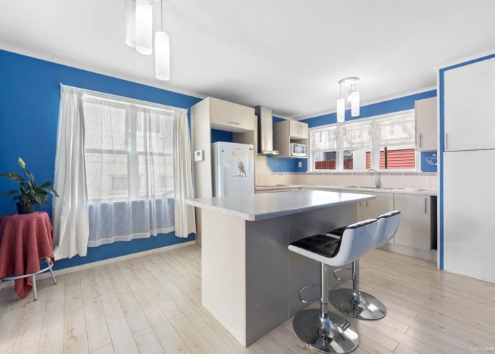  at 17 Tamariki Avenue, Kelston, Auckland