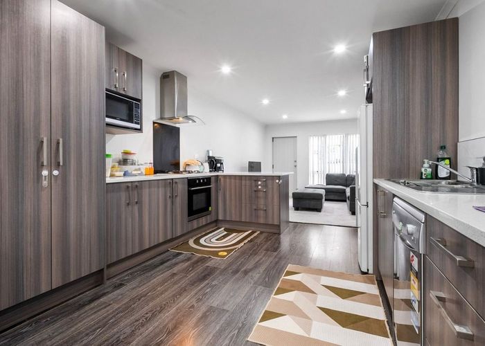  at 6 Kanga Lane, Manurewa, Manukau City, Auckland