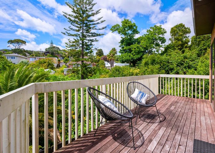  at 10c Matipo Road, Mairangi Bay, North Shore City, Auckland