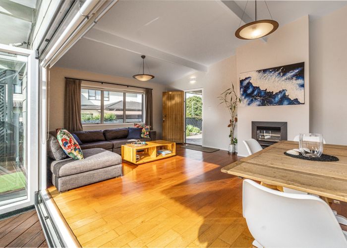  at 13 John Shaw Drive, Saint Johns, Auckland