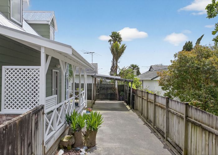  at 1/78 Seymour Road, Sunnyvale, Waitakere City, Auckland
