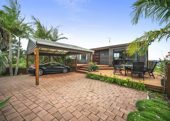  at 195a Browns Bay Road, Browns Bay, North Shore City, Auckland