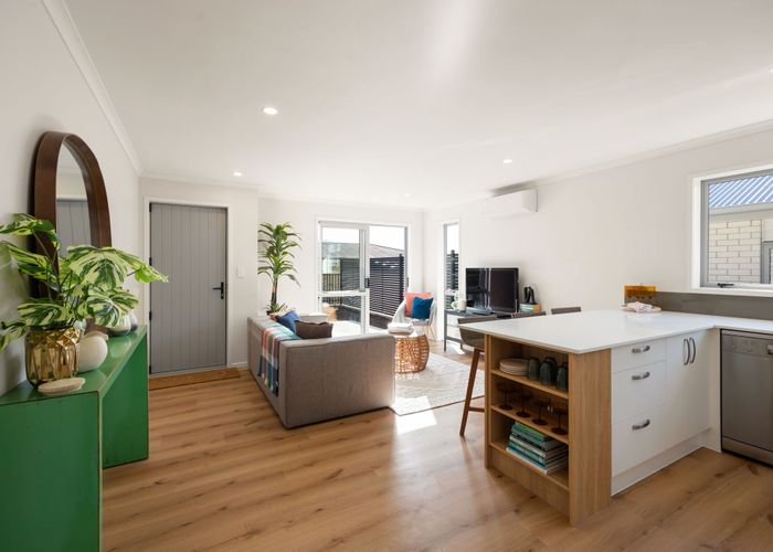  at 2/78 Newcastle Road, Dinsdale, Hamilton, Waikato