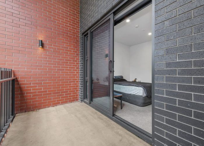  at 204/7B Hinaki Street, Point England, Auckland