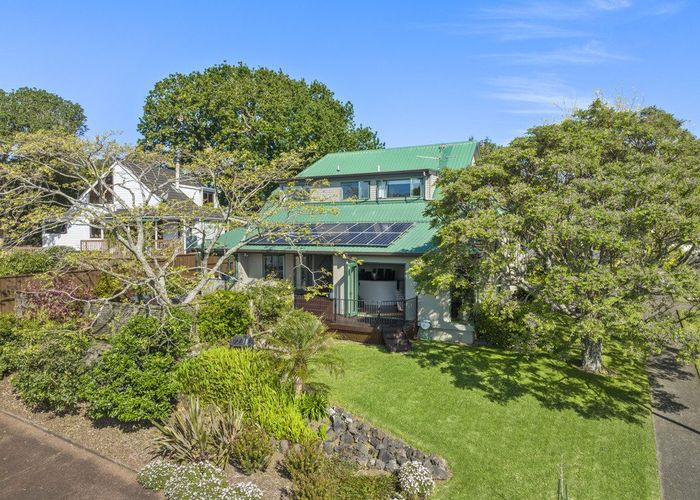  at 1 Cove Lane, Mount Wellington, Auckland