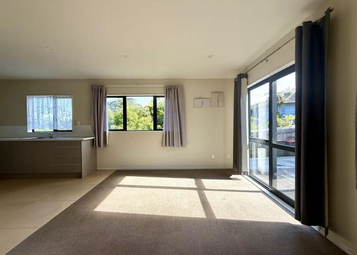  at 25a Leo Street, Glen Eden, Waitakere City, Auckland