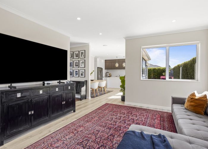  at 8 Vinistra Road, Kumeu, Rodney, Auckland