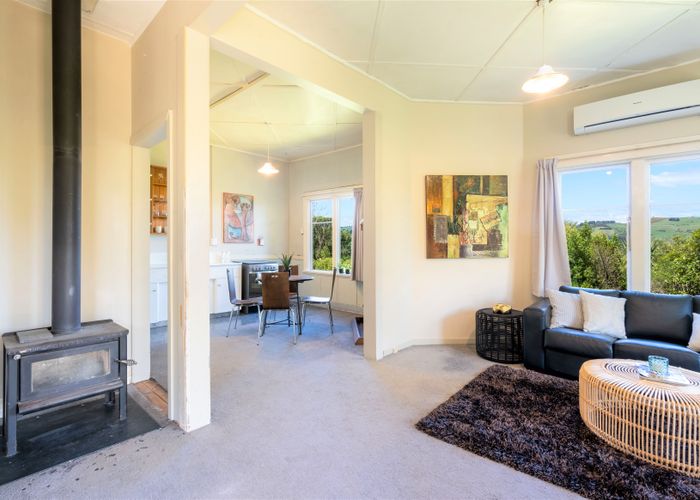  at 18 Wanaka Street, Ravensbourne, Dunedin