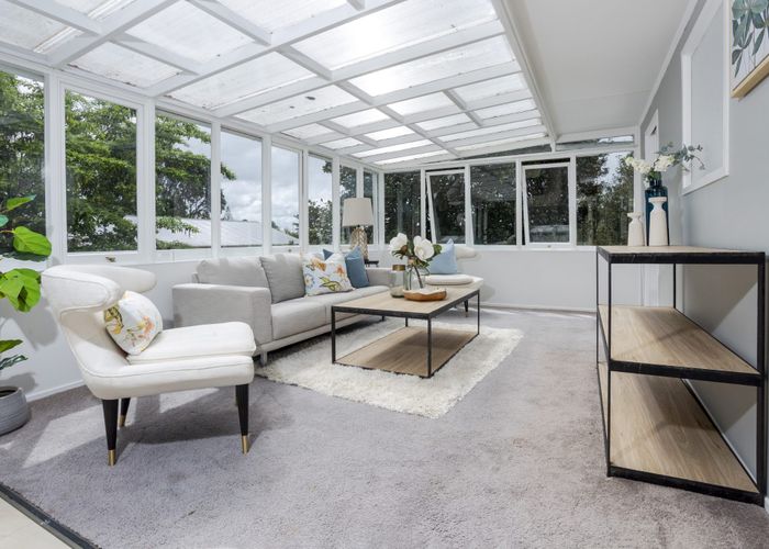  at 16 West Glade Crescent, Birkdale, North Shore City, Auckland