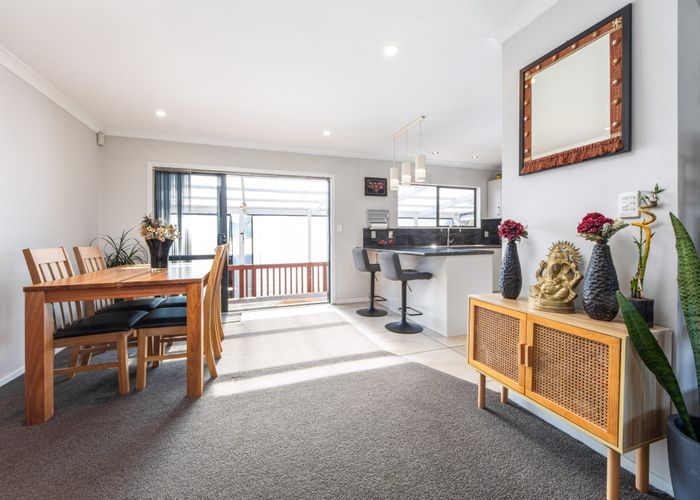  at 121 Godley Road, Green Bay, Waitakere City, Auckland