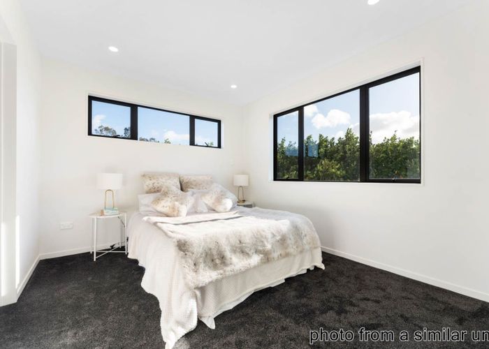  at 17 Whiteywood Street, Westgate, Waitakere City, Auckland