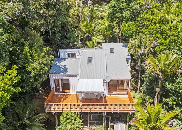  at 21 Hekerua Road, Oneroa, Waiheke Island, Auckland