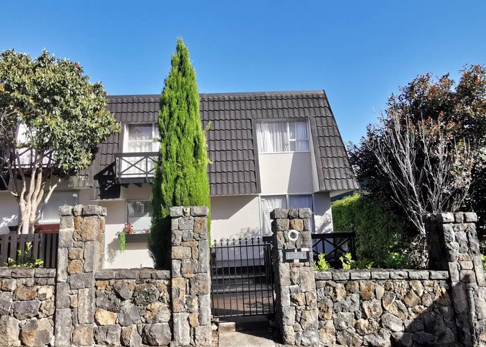  at 2/867 New North Road, Mount Albert, Auckland