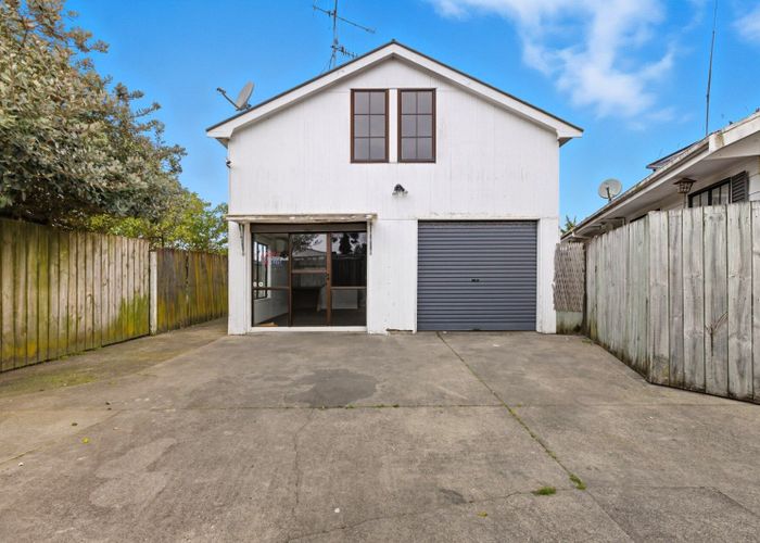  at 98A Eversham Road, Mount Maunganui