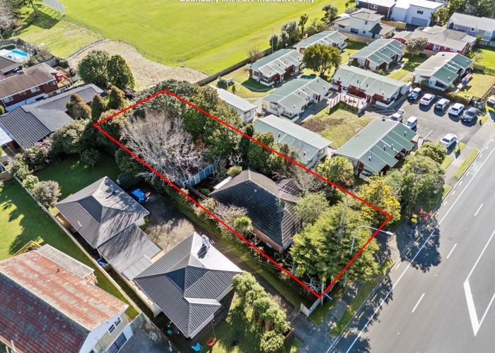  at 480 East Coast Road, Windsor Park, North Shore City, Auckland