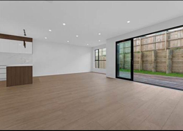  at 32B Hearth Street, Flat Bush, Manukau City, Auckland