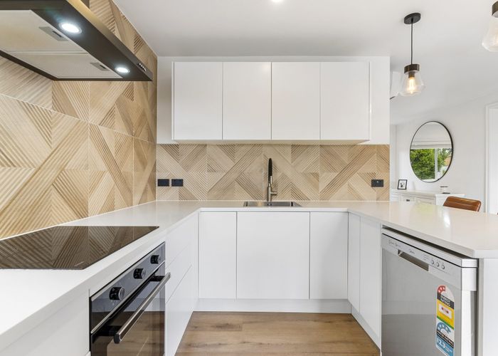  at 1/36 Aeroview Drive, Beach Haven, North Shore City, Auckland