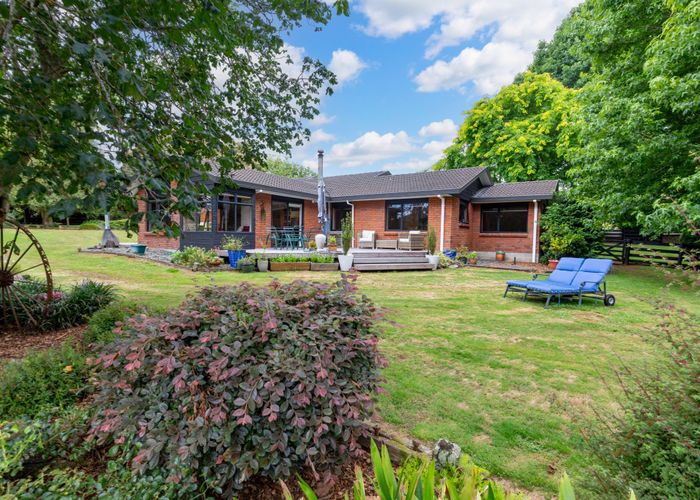 For sale 572 Pinnacle Hill Road, Bombay, Franklin, Auckland homes.co.nz