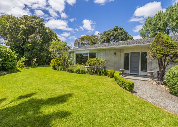  at 286 Main Road North, Waikanae