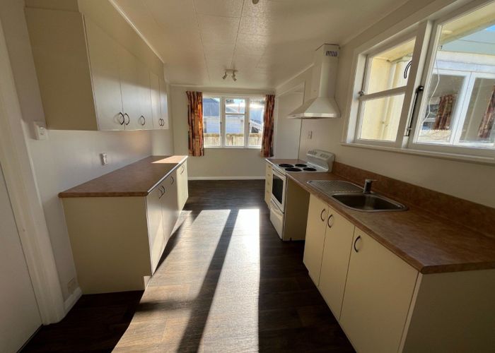 at 15 Manawatu Street, Hokowhitu, Palmerston North, Manawatu / Whanganui