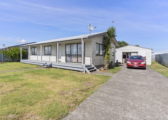  at 84 Maplesden Drive, Clendon Park, Auckland