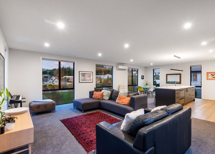  at 25 Grandvista Drive, Green Island, Dunedin