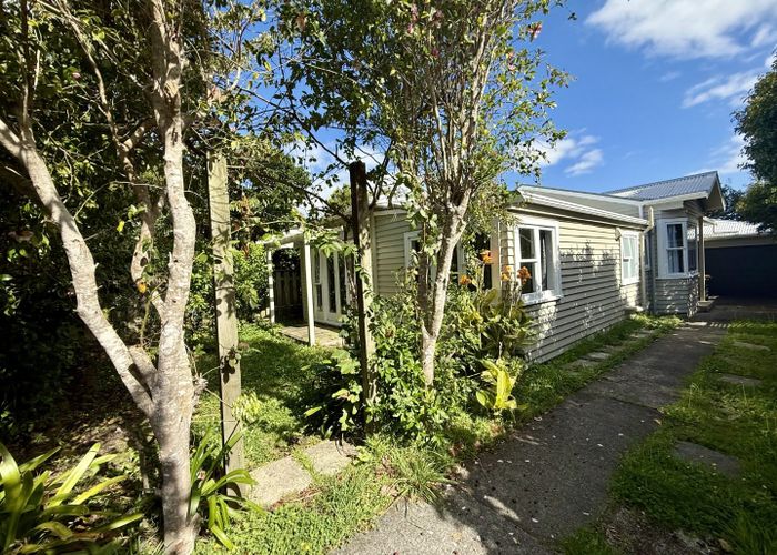  at 8 Richard Street, Belmont, Lower Hutt, Wellington