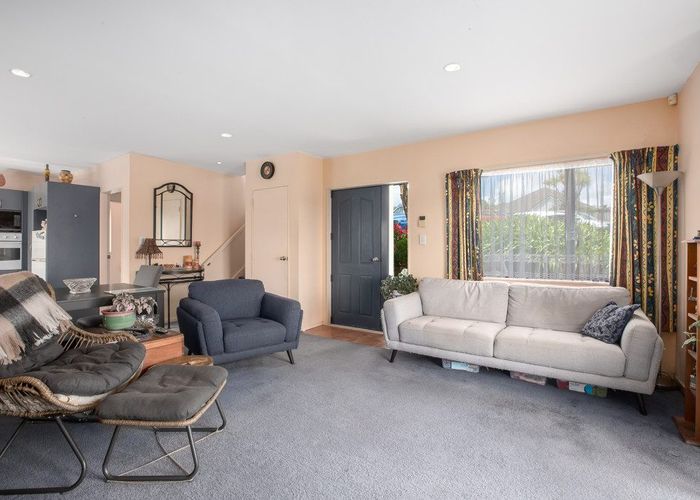  at 8b Pelorous Street, Paparangi, Wellington, Wellington