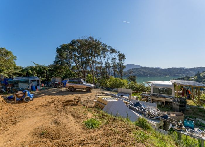  at 910 Kenepuru Road, Picton