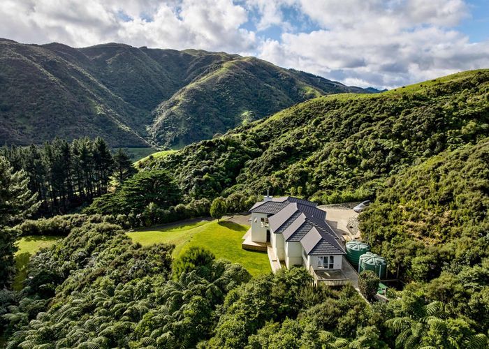  at 999 Moonshine Road, Judgeford