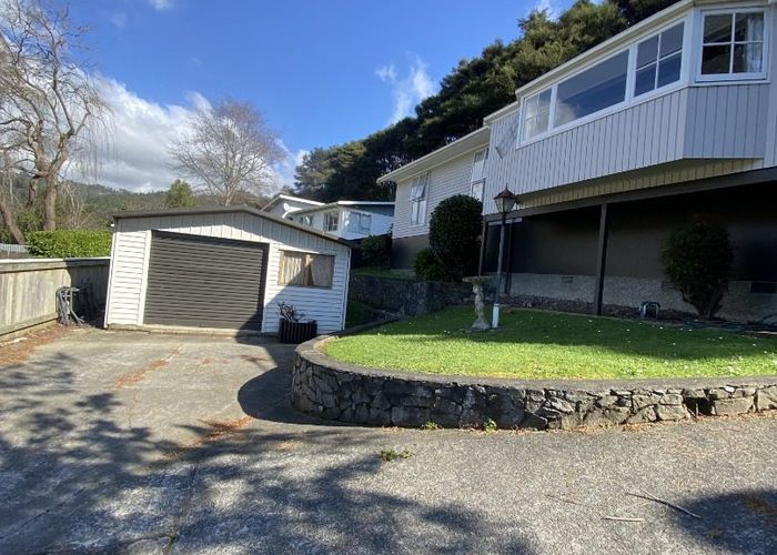  at 30 Deller Grove, Silverstream, Upper Hutt, Wellington