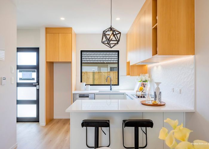  at 3/26 Smythe Road, Henderson, Auckland