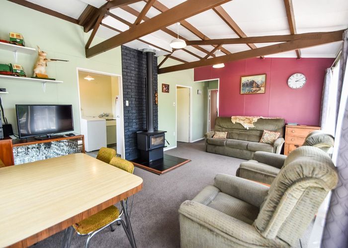 For sale 32 Black Peak Road, Omarama, Waitaki, Otago homes.co.nz