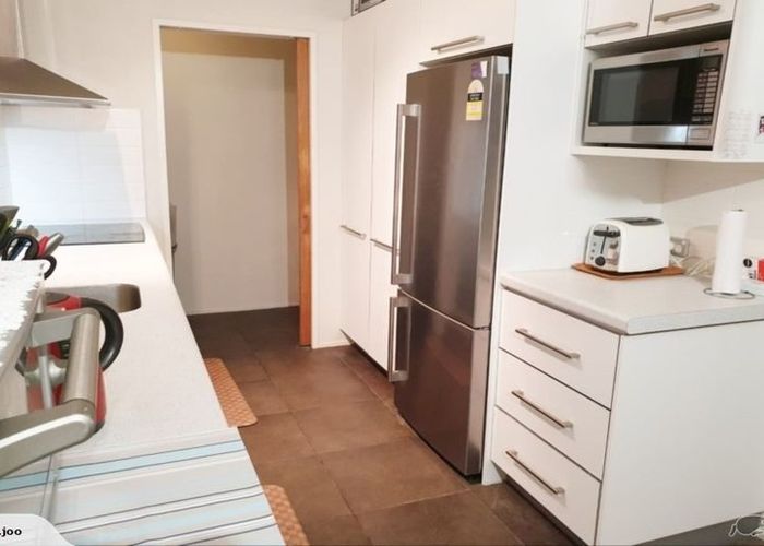  at 2/29 Seine Road, Forrest Hill, North Shore City, Auckland