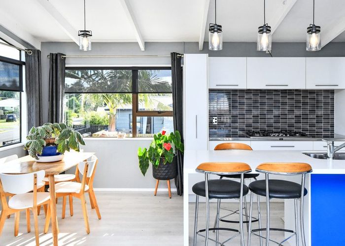  at 6 Puriri Avenue, Kaiaua, Franklin, Auckland